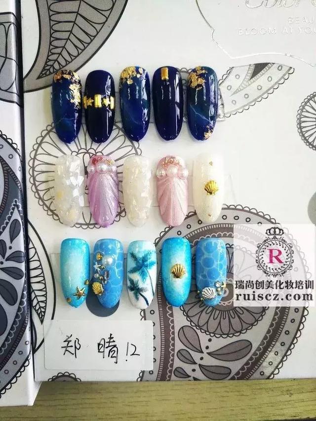 新生入學(xué)&老生月考：年輕nice有實力，熱愛化妝沒道理！