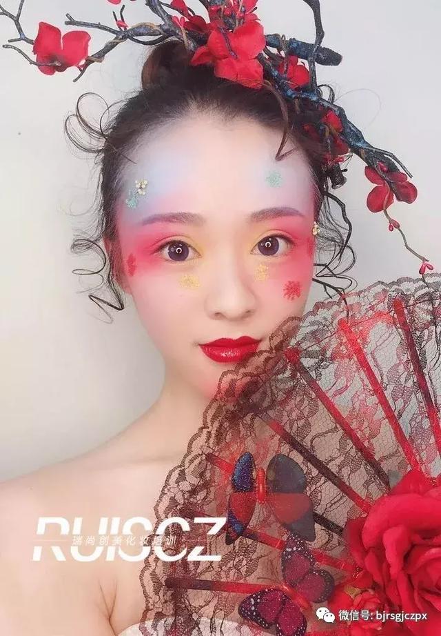 高段位水彩新娘，玩色達(dá)人的拿手好戲！